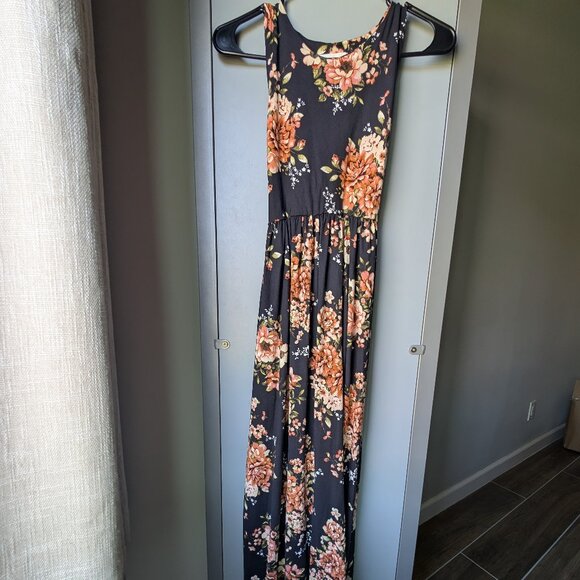 Reborn J floor length stretchy floral maxi dress with pockets size small - Picture 3 of 5